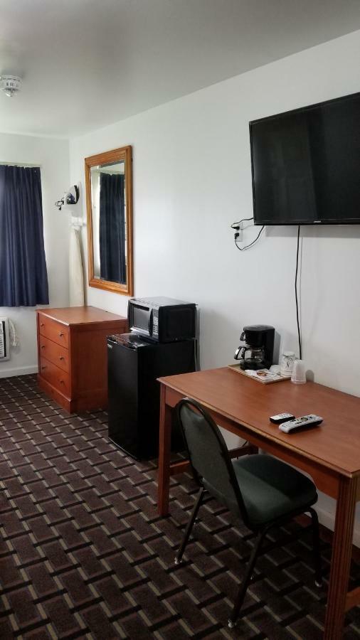 Budget Inn Breezewood Eksteriør bilde