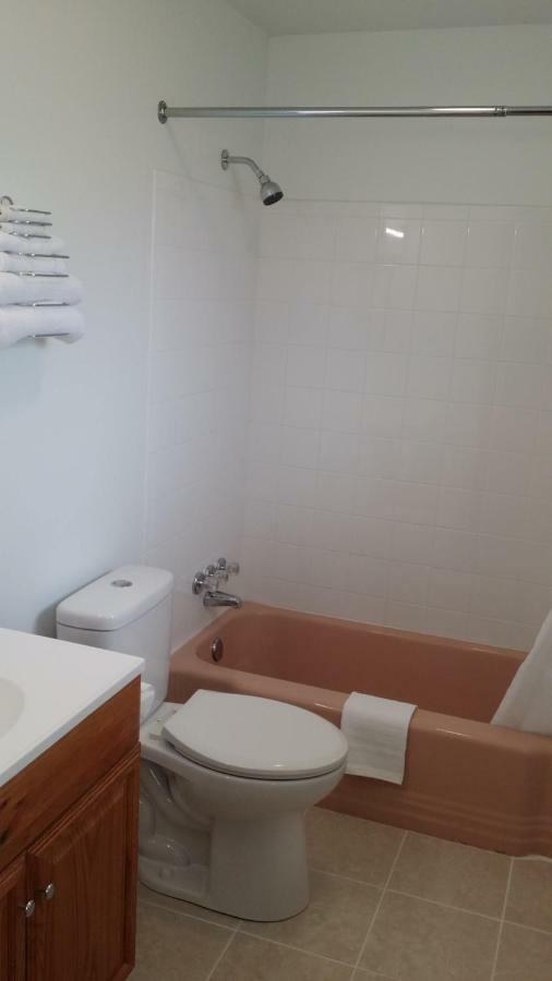 Budget Inn Breezewood Eksteriør bilde